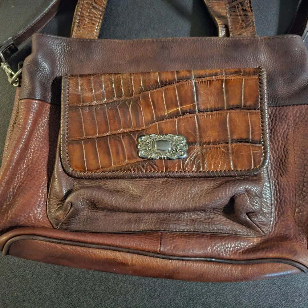 Fossil Brown Leather Crossbody Bag with Vintage Appeal